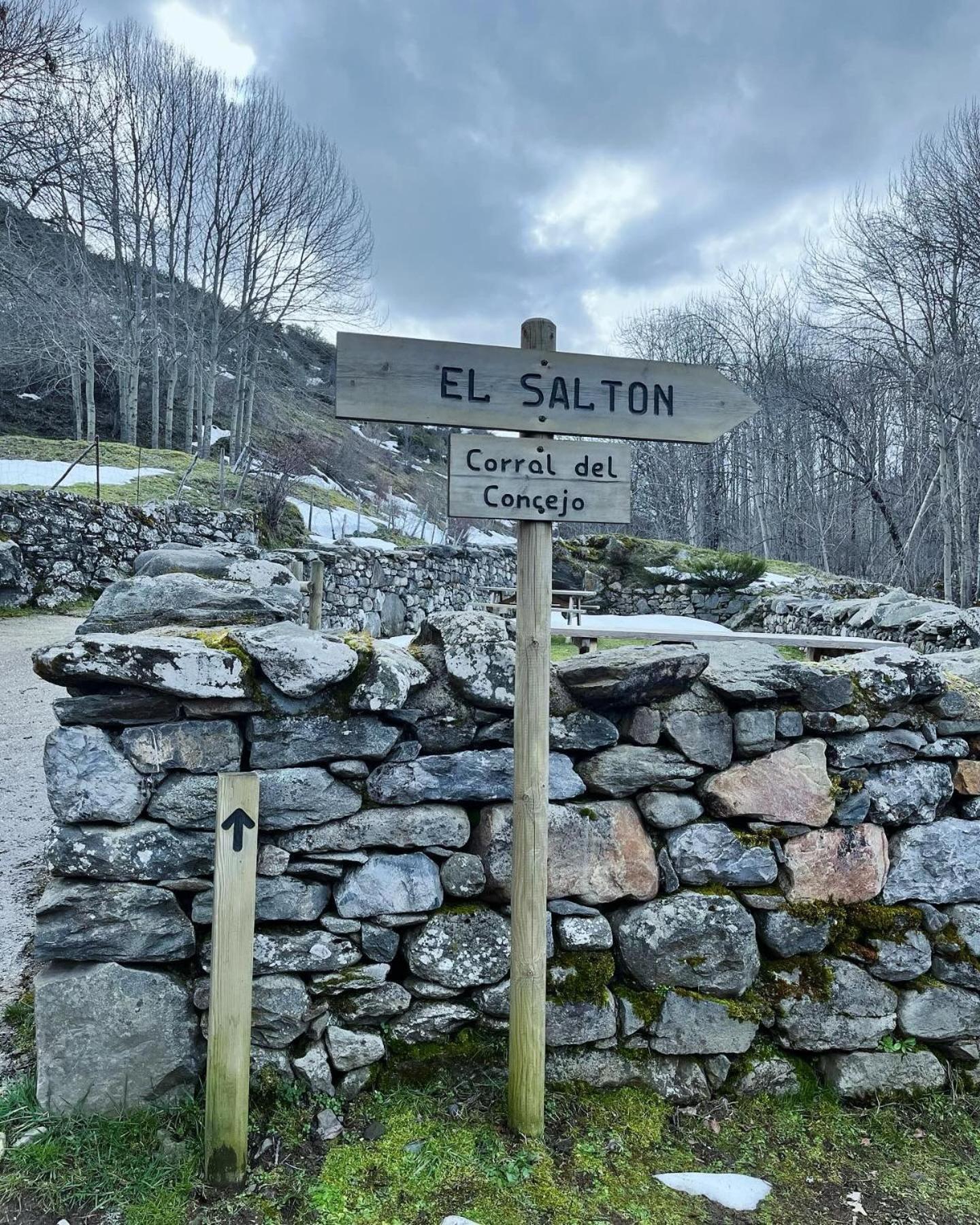 Naredo de Fenar Casas Rurales Cuatro Valles المظهر الخارجي الصورة